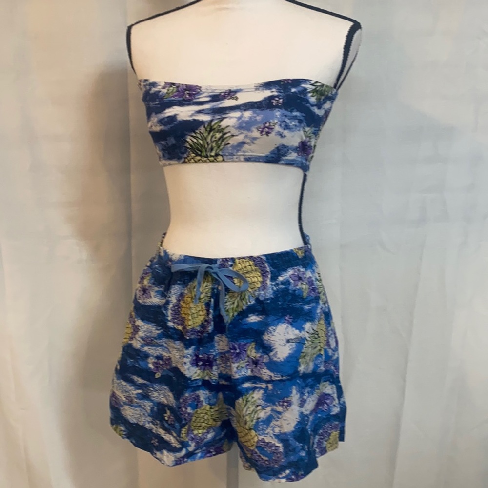 Two piece shorts set